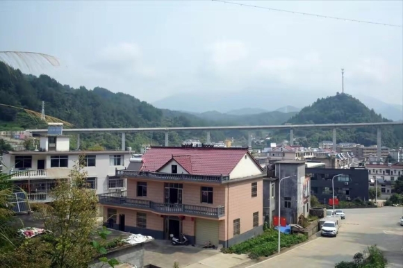 3 Mua Nha Cu Gia Hon 200 Trieu Dong Sau 22 Nam Duoc Den Bu Gan 8 Ty Dong Nguoi Dan Ong Bi Chu Cu Nang Tay Tren