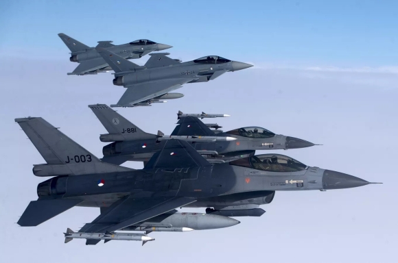 1 Nato Tu Choi Gui F 16 Truoc Khi Kiev Ket Thuc Phan Cong Duc Giao Xe Tang Moi