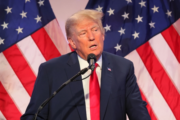 1 Ong Trump Cong Kich Con Trai Ong Biden Ve Vu Cocaine O Nha Trang