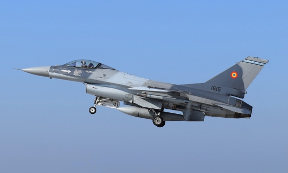 1 Romania Se Huan Luyen Phi Cong Ukraine Lai F 16