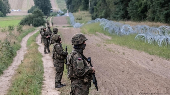 1 Ba Lan Dua Quan Toi Sat Bien Gioi Voi Belarus