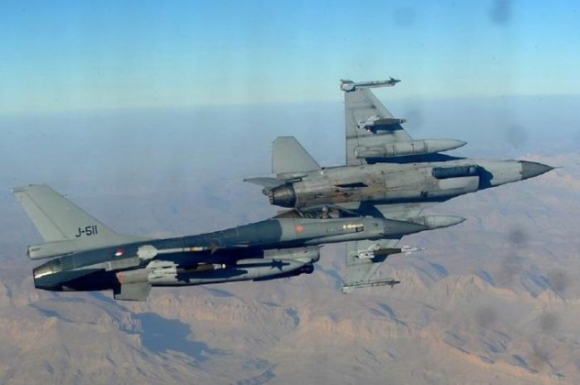 1 Bau Troi Syria Nong Dan My Tai Trien Khai F 16 Va A 10 Doi Dau Voi Nga