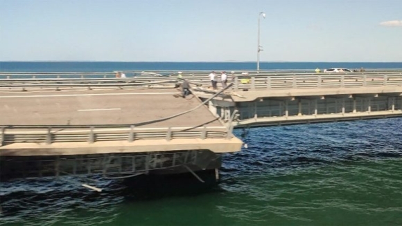 2 Ve Tinh Ghi Lai Hoat Dong Dang Ngo Vai Gio Truoc Cuoc Tan Cong Vao Cay Cau Crimea Dien Ra