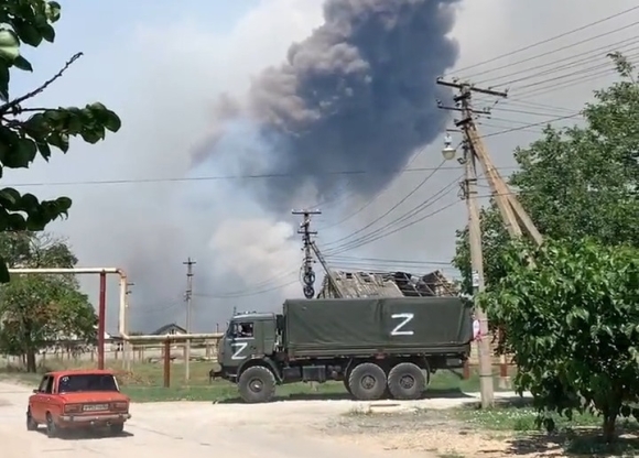 1 Ukraine Tan Cong Kho Dan O Crimea Nga Phai So Tan Hang Loat