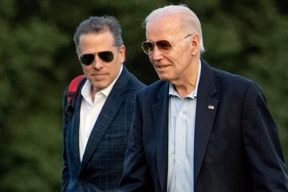 1 Ong Biden Se Khong An Xa Cho Con Trai