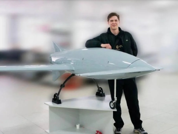 2 Uav Tu Sat Tap Kich Moscow Lo Diem Yeu Chi Mang Cua Nga