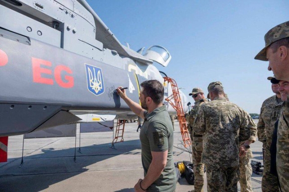 1 Phap Da Gui Ten Lua Tam Ban 250km Cho Ukraine