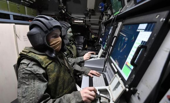 1 San Bay Quan Su Nga Bi Tap Kich Uav