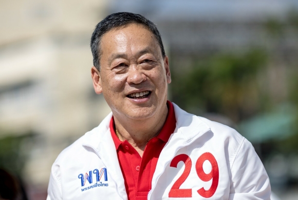 1 Ung Vien Pheu Thai Dac Cu Thu Tuong Thai Lan