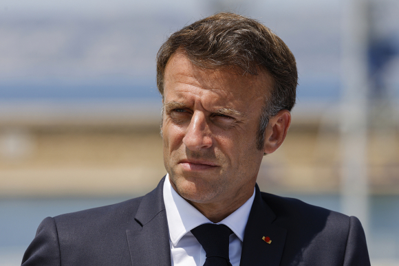 1 Ong Macron Noi Dai Su O Niger Bi Bat Lam Con Tin