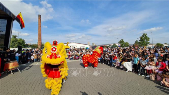 1 Vui Tet Trung Thu Tai Thu Do Berlin Duc