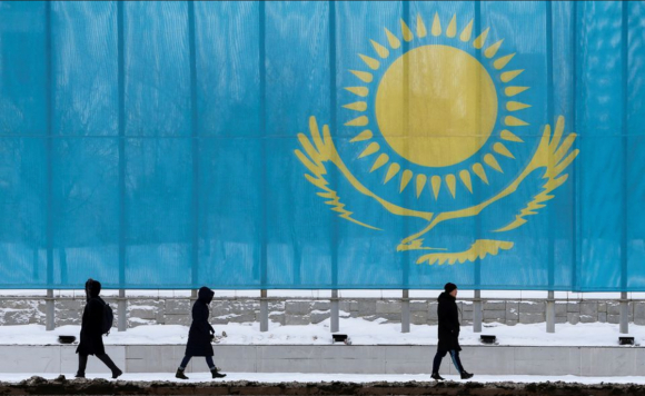 1 Kazakhstan Muon Bao Chi Dung Tieng Ban Dia Nhieu Hon Tieng Nga