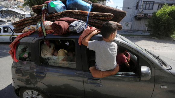 1 Gaza  Israel Mo Hanh Lang Di Tan Hang Nghin Nguoi Palestine Chay Lanh Nan