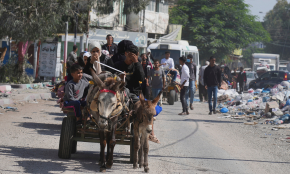 1 Nguoi Gaza Tien Thoai Luong Nan Voi Lenh So Tan