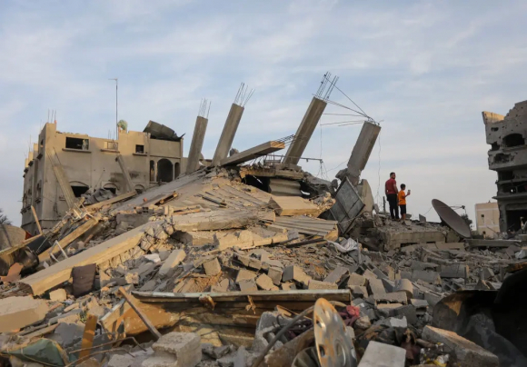 2 Gaza Bi Khong Kich Lien Tiep Luc Luong Cuu Ho Vat Lon Cuu Nguoi