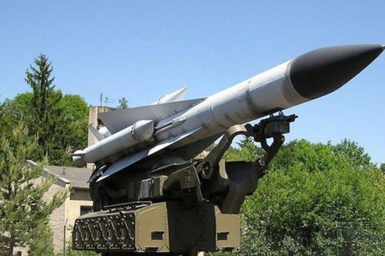 1 Nga Noi Quan Doi Ukraine Tan Cong Ten Lua Quy Mo Lon Vao Crimea Bien Azov