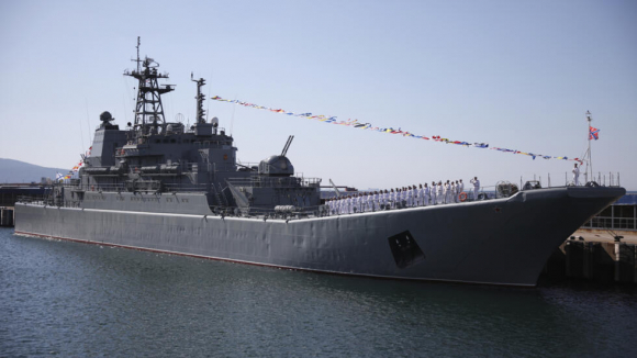 3 Ukraine Coi Bat Ky Hang Hoa Quan Su Nao Nga Co The Chuyen Den Cac Cang Tren Bien Azov Deu La Muc Tieu Hop Phap