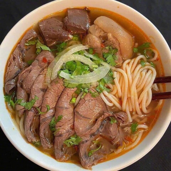 1 Cong Thuc Nau Mon Bun Bo Hue