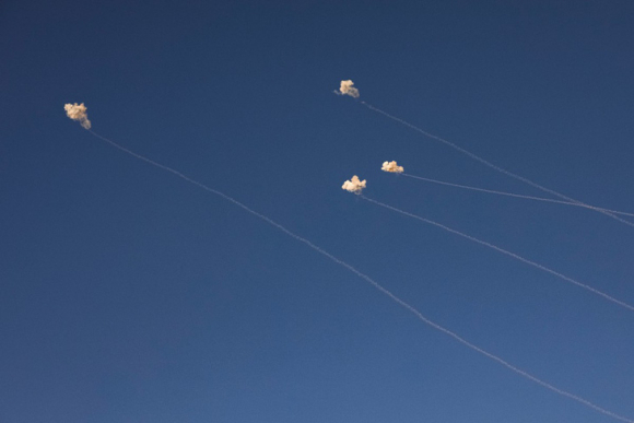 1 Mien Bac Israel Day Nhung Vet Khoi Trang Do 20 Rocket Phong Tu Lebanon