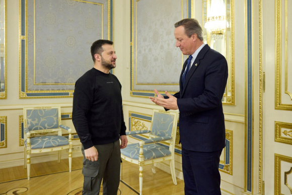 1 Ong Cameron Den Ukraine Dau Tien Sau Khi Lam Ngoai Truong Anh