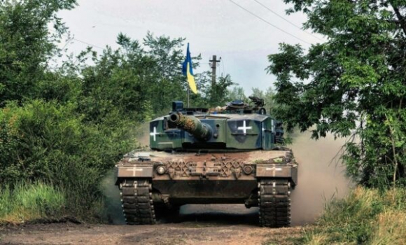 1 Xe Tang Leopard 2 Ukraine Khai Hoa O Avdiivka Ban Roi Tau Thoat Cuc Nhanh