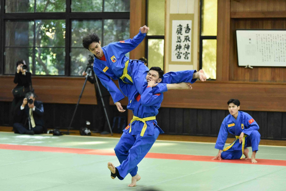 2 Vo Sinh Vovinam Viet Nam Giao Luu Voi Vo Dao Nhat Ban