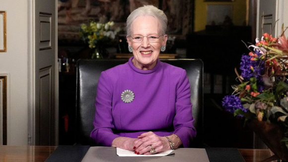 1 Nu Hoang Dan Mach Margrethe Ii Tuyen Bo Thoai Vi Sau 52 Nam Tri Vi