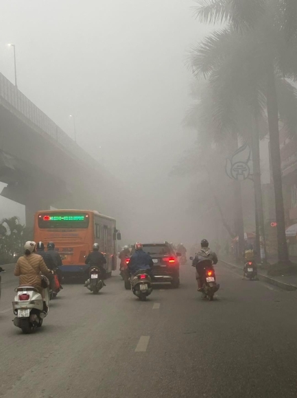 9 La Lam Hinh Anh Ha Noi Chim Trong Suong Mu Day Dac Nhu O Sa Pa Hay Da Lat