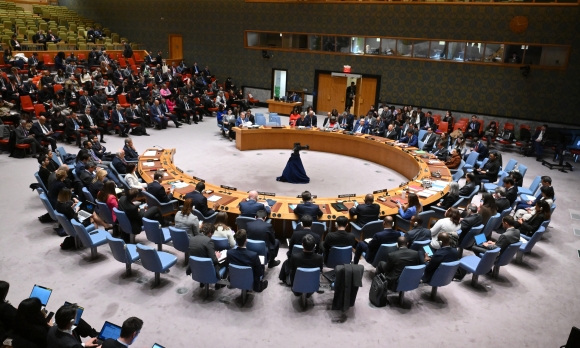 1 Hoi Dong Bao An Thong Qua Nghi Quyet Yeu Cau Ngung Ban O Gaza