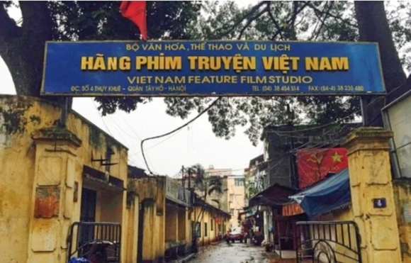 1 Tam Hoan Xuat Canh Voi Chu Tich Hang Phim Truyen Viet Nam