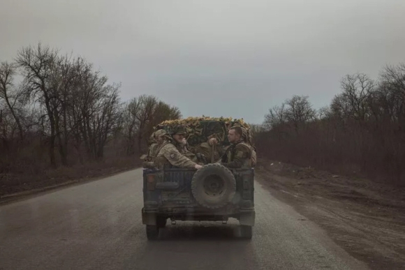 1 Ong Zelensky Noi Nga Chuan Bi Dua Them 300000 Quan Den Ukraine