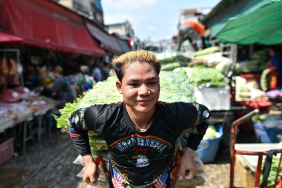 3 Noi Cac Hon Loan Thu Tuong Thai Lan Doi Mat Thach Thuc