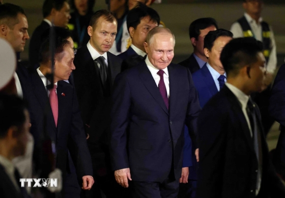 1 Tong Thong Vladimir Putin Bat Dau Chuyen Tham Cap Nha Nuoc Toi Viet Nam