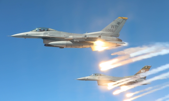 1 Tong Tu Lenh Ukraine Nga Muon Tien Cong Truoc Khi Cham Tran Tiem Kich F 16