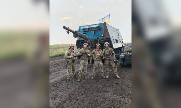 2 Linh Ukraine Ke Ve Lan Dau Tich Thu Xe Tang Mai Rua Nga