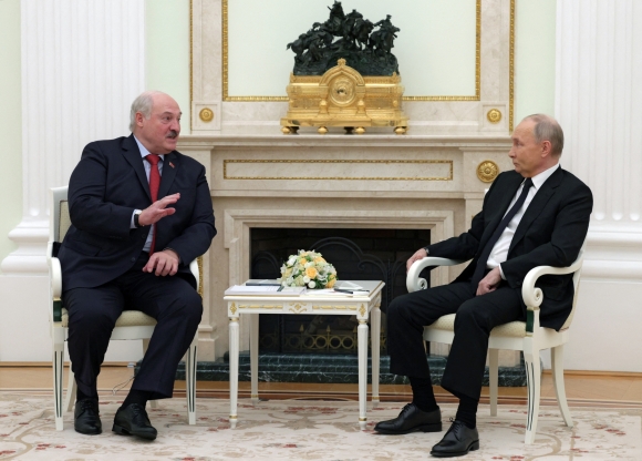1 Eu Siet Trung Phat Voi Belarus
