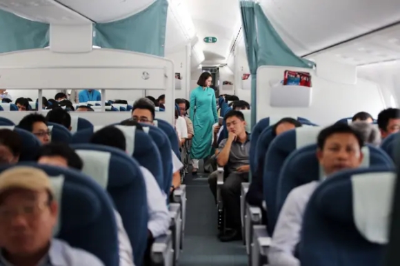 2 Vietnam Airlines Doi Mat Voi Nguy Co Vo No Nhu The Nao