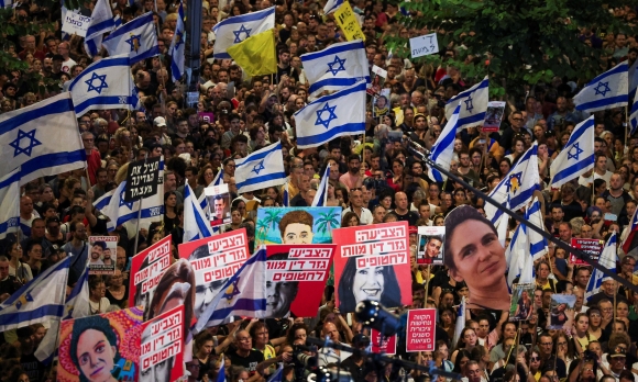 1 Israel Bung Phat Bieu Tinh Sau Vu Tim Thay 6 Thi The Con Tin O Gaza
