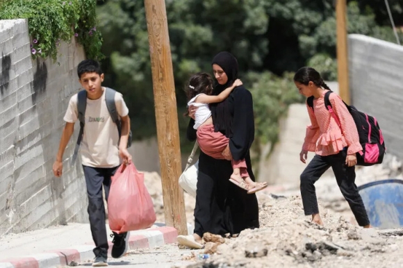 3 Tre Em O Gaza Rung Toc Chan An Ngung Noi Vi Khung Hoang Tam Ly Tram Trong
