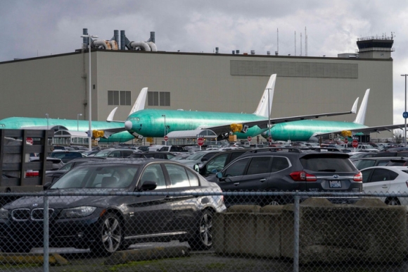 2 Lo Qua Lo Boeing Phai Sa Thai Hang Loat Den 17000 Nguoi