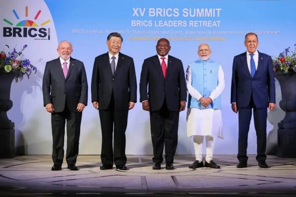 2 Tham Vong Phi Do La Hoa Cua Brics Bat Ngo Bi Chan Thanh Vien Sang Lap Tuyen Bo Nguoc Dong Nga Trung