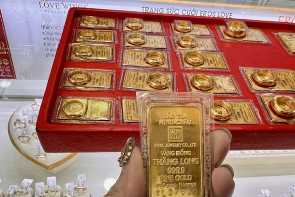 1 Nguoi Mua Vang Lo Nang