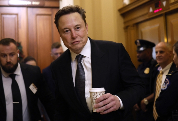 1 Elon Musk Tro Thanh Nguoi Dau Tien Trong Lich Su Co 400 Ty Usd