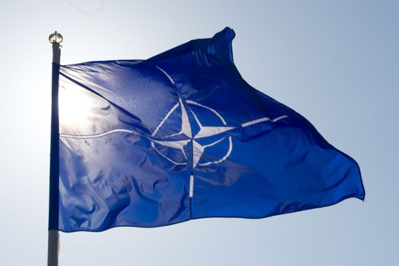 1 Pha Vo 8 Huyen Thoai Cua Nga Ve Nato Su That Dang Sau Nhung Tuyen Bo Sai Lech