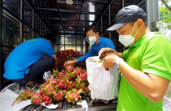 1 Dung Thu Cong Doan Phi 26 Trieu Lao Dong Tu Ngay 16