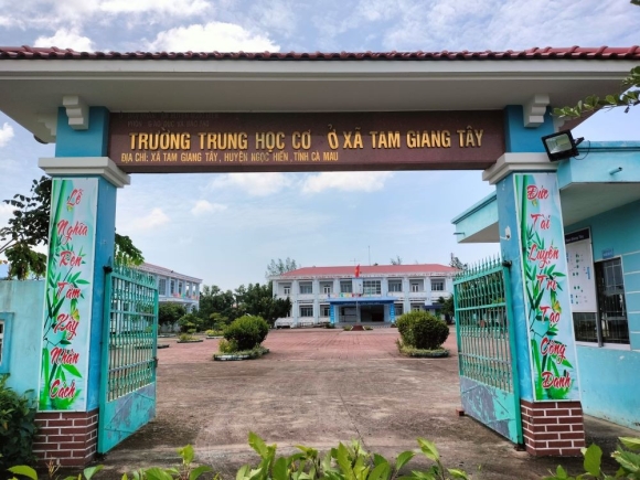 1 Khong The Vuon Minh Neu Cu Tiep Dien Cac Vu An Nhu Cua Thay Tran Van Tam