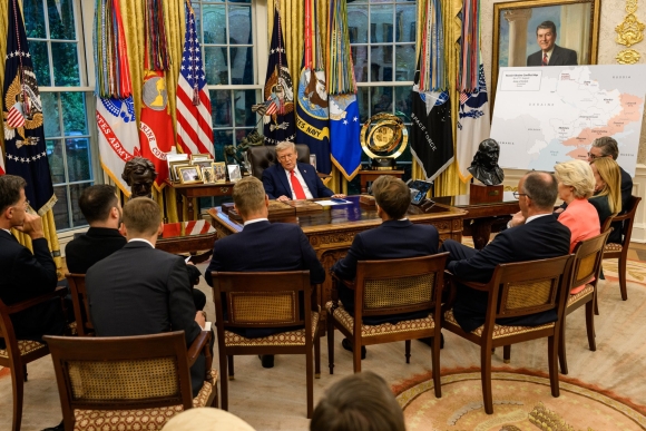 1 Trump Zelenskyy Va Eu Cuoc Hop Tai Washington Va Nhung Buoc Di Ngoai Giao Phuc Tap