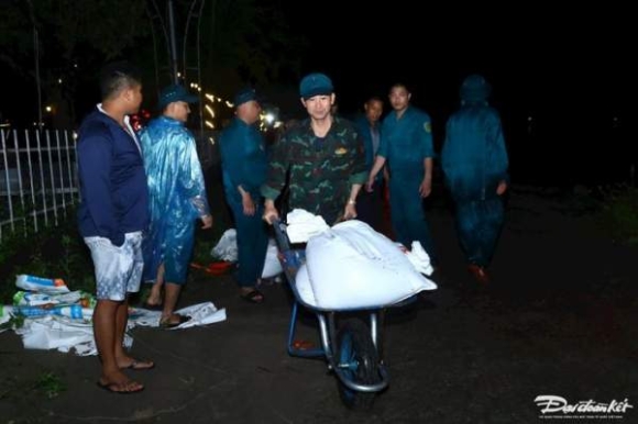 6 Nuoc Tran Bo De Nguoi Dan Ron Lu Ngoai Thanh Ha Noi Tat Bat Van Chuyen Do