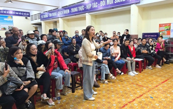 5 Vu Thong Tin Thuc Pham Ban Vao Truong Hoc Nghe Hieu Truong Noi Phu Huynh Day Song