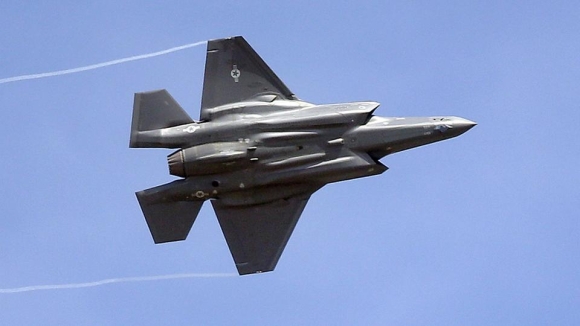 2 My Thu Nghiem Vu Khi Hat Nhan Bang Mo Phong May Tinh Thay Vi Kich No